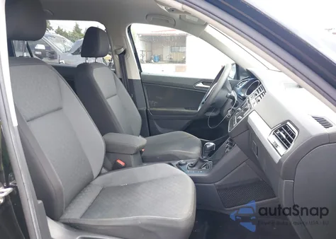 2019 Volkswagen Tiguan 2.0T S из США, поврежденный, VIN 3VV0B7AX1KM040653